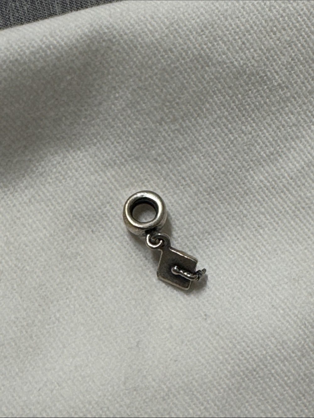 Pandora graduation cap charm